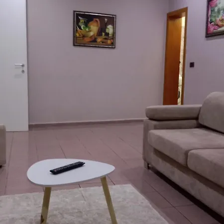 Arti House At Selvia Tirana