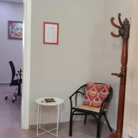 Arti House At Selvia Apartman Tirana