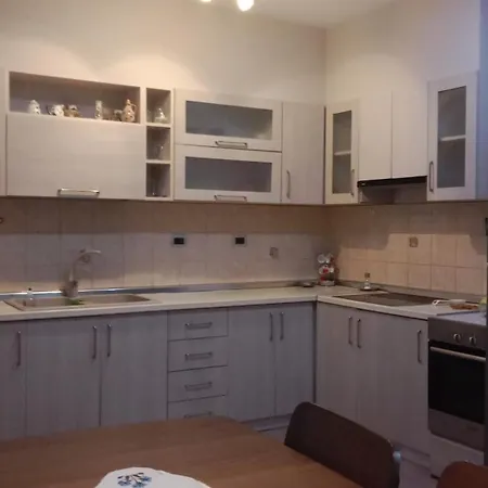 Arti House At Selvia * Тирана