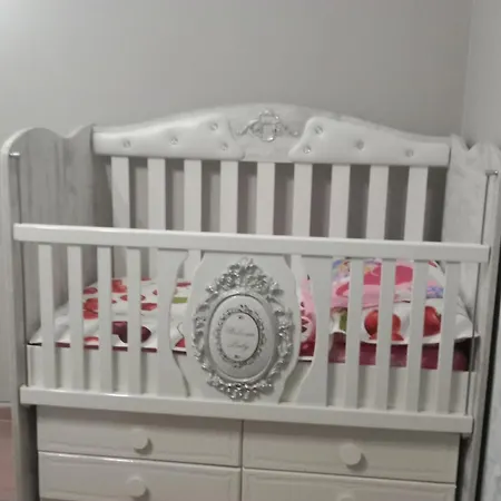 Arti House At Selvia Тирана