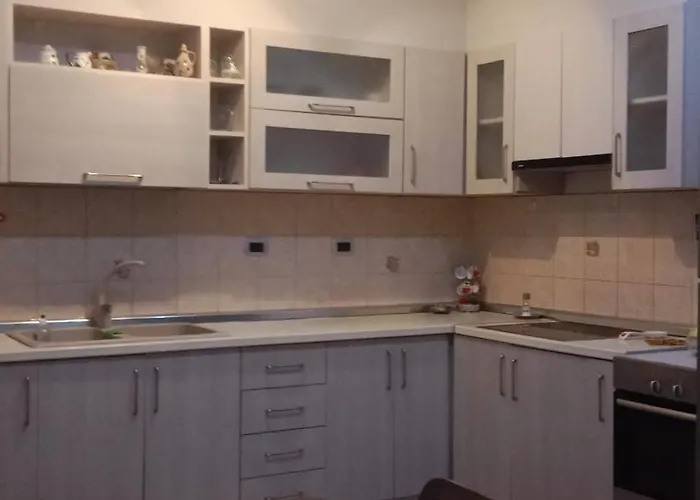 Arti House At Selvia * ティラナ